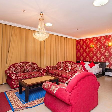 Super Oyo 1114 Neo Pegasus Hotel Segamat Esterno foto