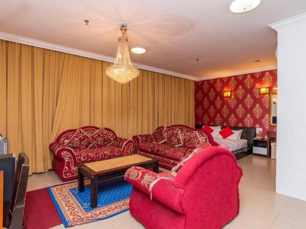 Super Oyo 1114 Neo Pegasus Hotel Segamat Esterno foto