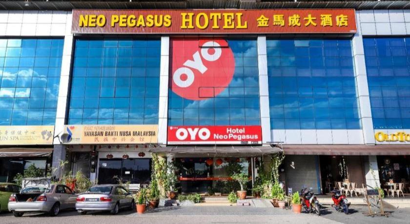 Super Oyo 1114 Neo Pegasus Hotel Segamat Esterno foto