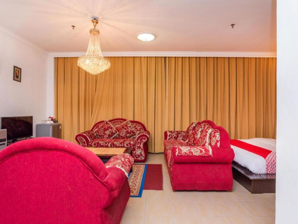 Super Oyo 1114 Neo Pegasus Hotel Segamat Esterno foto